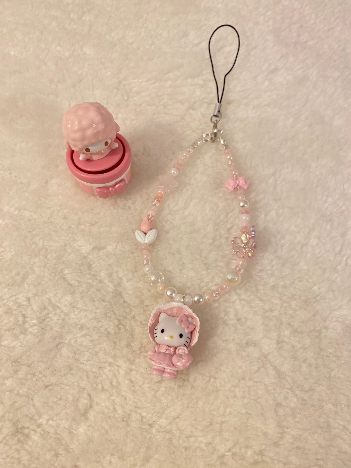 Sweet Lolita Hello Kitty Charm – Pink Pearl Edition
